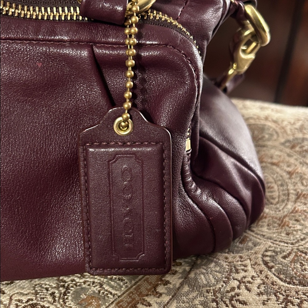 Coach Super Soft Burgundy Leather Handbag with removable shoulder strap - Picture 2 of 15